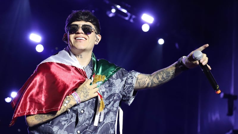 Multan a Junior H por cantar narcocorrido ‘El Azul’, en Zapopan