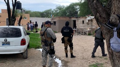 Este operativo se da luego de la difusión de un video y una fotografía de los jóvenes