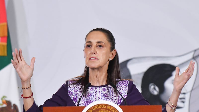 Sheinbaum hace un llamado a la UNAM a abrir más espacios para aspirantes a licenciatura