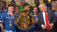 ¿De qué está hecho el trofeo que entregó Trump en la final del Mundial de Clubes?