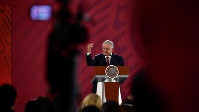 AMLO habló sobre su compadrazgo con el empresario Miguel Rincón