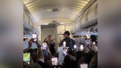 El rapero no dudó en cantar una canción inédita