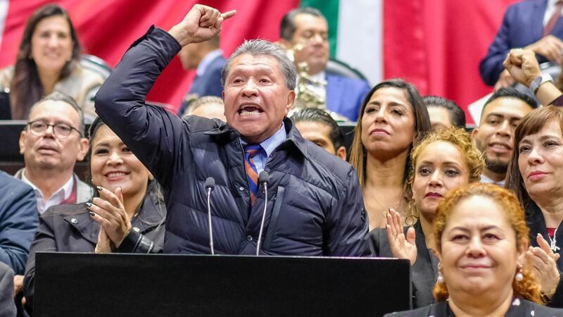 Monreal dice que siempre hay diferencias internas en movimientos sociales