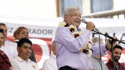 El candidato no acudió al evento '10 por la educación' pero envió sus respuestas por escrito