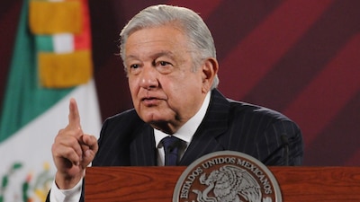 López Obrador explicó que los conservadores son "corruptos y muy ambiciosos"