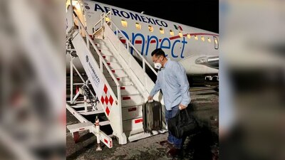 El legislador habría dejado el país