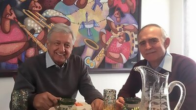 El presidente dio el anuncio en sus redes sociales; aseguró que Romo seguirá siendo el enlace con empresarios