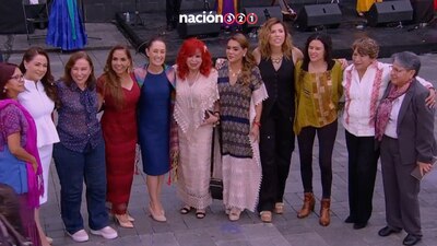 Sheinbaum fue invitada de honor al Sexto Informe, junto a gobernadoras y gobernadores de la 4T