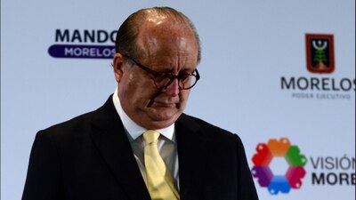 El gobernador de Morelos es el tercer funcionario al que el instituto electoral le pide esta medida