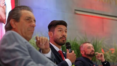 Ahora, Oribe Peralta jugará con las Chivas