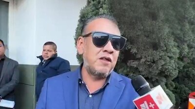 De acuerdo con el litigante, su defendido estaba trabajando en un Elektra cuando ocurrió la matanza