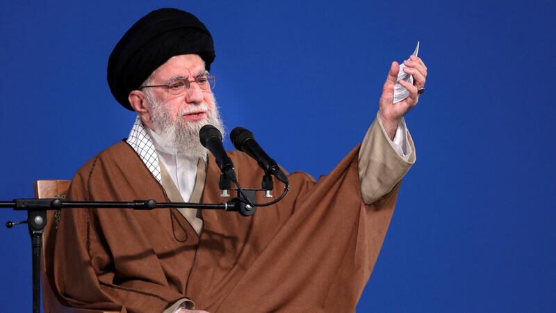 “Le dimos una cachetada en el rostro a Estados Unidos”: Ali Jamenei, líder supremo iraní