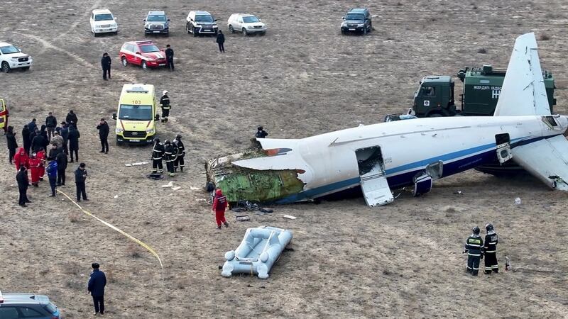Rusia habría derribado el avión en Kazajistán en respuesta a un ataque de Ucrania: Azerbaiyán Airlines