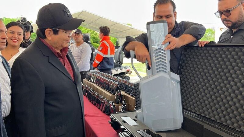 Gobierno de Celaya adquiere pistolas ‘antidrones’ para evitar ataques sorpresa del crimen organizado
