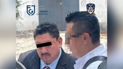 Al fiscal le fueron leídos los cargos de los que se le acusa