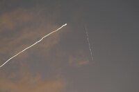 Pese a supuesto cese al fuego, Irán lanza misiles contra Israel