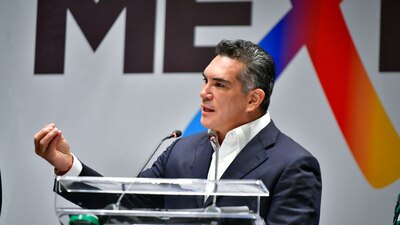 Está del lado equivocado de la democracia al no unirse a 'Va por México'