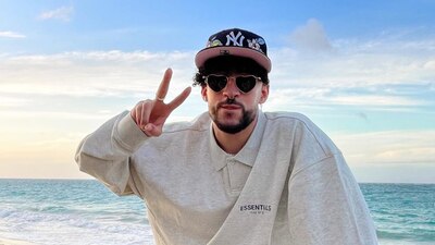 El cantante ha estado envuelto en la polémica desde que lanzó al mar el celular de una fan