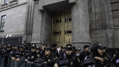 La SSC defendió que en otras ocasiones sus oficiales ha apoyado a los manifestantes a retirarse de lugares donde hay confrontaciones
