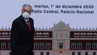 El funcionario respalda la propuesta de MLO sobre desaparición de organismos autónomos