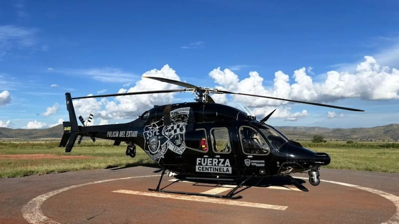 Comando armado ataca aeronave de la Secretaría de Seguridad de Chihuahua; hay un agente herido