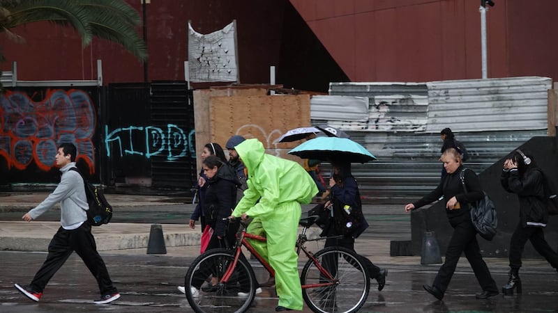 Activan Alerta Amarilla por lluvias fuertes y posible caída de granizo en 13 alcaldías de CDMX