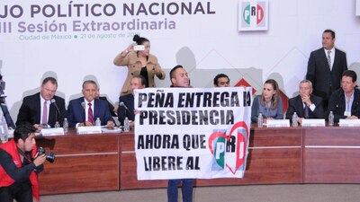 Cristian Vargas le dijo a sus compañeros priistas que en seis años volverán a la Presidencia