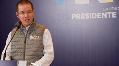 El panista pidió al presidente de EU no utilizar a los migrantes con fines políticos