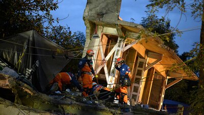 Un edificio colapsado tras el sismo de magnitud 7.1 de este 19 de septiembre