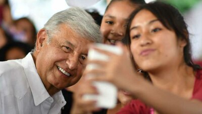 Parece que el líder de Morena comenzará el proceso electoral de 2018 con el pie derecho