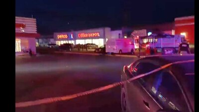 Esta tarde, además se reportaron varias tiendas quemadas donde hubo otras 2 muertas