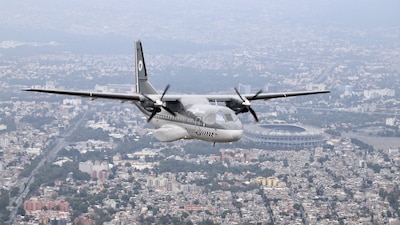 Cuestionaron la decisión de militarizar los aeropuertos, aduanas y el espacio aéreo