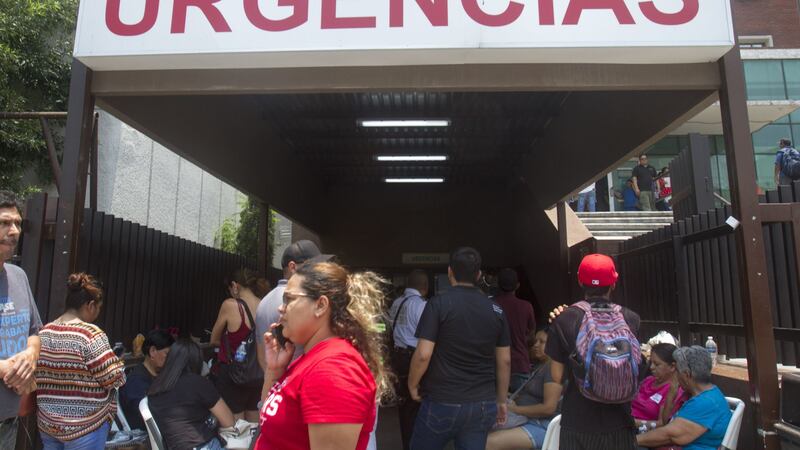 Rescatan a bebé abandonada en una bolsa en calles de Ecatepec; presenta hipotermia