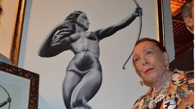 Helvia Martínez también fue secretaria en las oficinas de Petróleos Mexicanos.