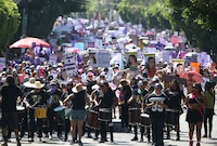 Miles de mujeres alzan la voz para conmemorar el #8M en varios estados de México