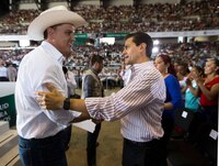 ¿Recuerdas al 'gober' de la silla de oro? Se quedó sin visa para viajar a EU