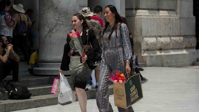 Le ven más posibilidades de tener un buen trabajo a alguien con piel clara que con piel oscura, revela encuesta