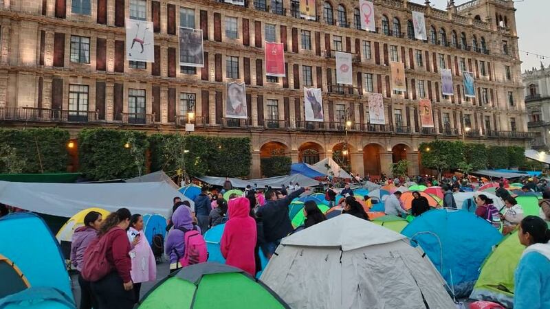 ¿Qué pasará con las Noches de Primavera 2025 en el Zócalo de CDMX ante el plantón de la CNTE?