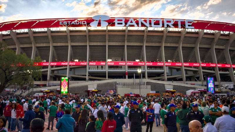 Gobierno ofrece becas de más de 9 mil pesos para trabajar en actividades del Mundial 2026