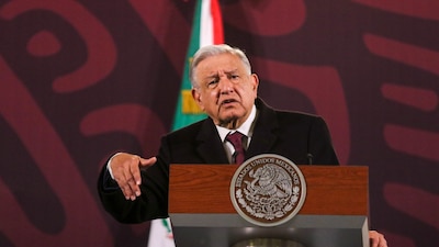 El Presidente se lanzó contra la DEA por lo que calificó como "vil mentira"