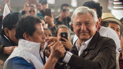 López Obrador encabezó un evento en Zacatecas al que acudieron miembros de sindicatos de esos gremios