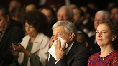La esposa de AMLO, Beatriz Gutiérrez, administra las ganancias que obtiene el candidato presidencial