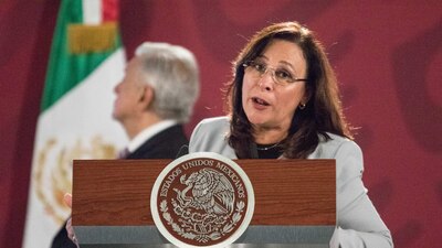 La titular de Energía no se aguantó las ganas y así le contestó a un fan del aeropuerto de Texcoco