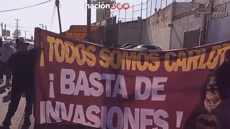 Con protesta, exigen la liberación de doña Carlota, la mujer que mató a 2 por el despojo de su casa