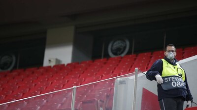 El futbol europeo colapsó y se han suspendido ligas debido a la pandemia de COVID-19