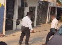 Trabajadores de funeraria se pelean a golpes por ganar un servicio