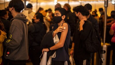 México es uno de los países que no prioriza la vacunación en menores de edad