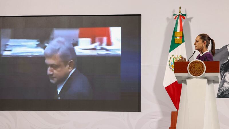 A 20 años de distancia, así recordó Sheinbaum el desafuero de AMLO