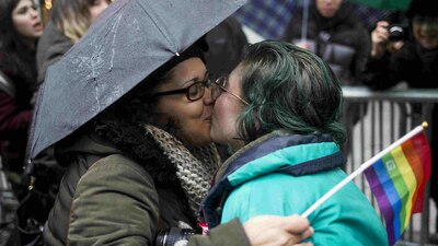 La Corte Suprema de EU legalizó estas uniones en todo el país en junio de 2015