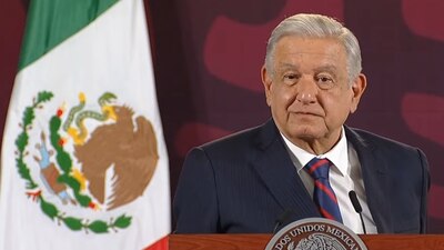 El periodista Mario Renato Menéndez falleció ayer martes 16 de abril